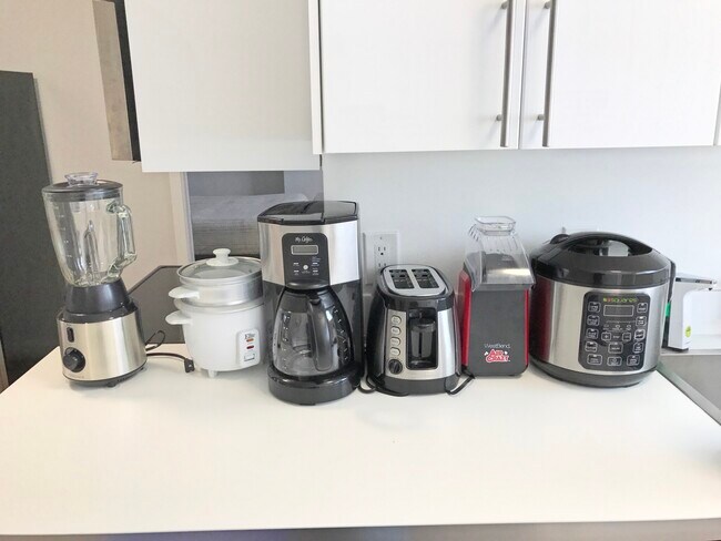 Photo - 287 Dorchester St Unidad 2