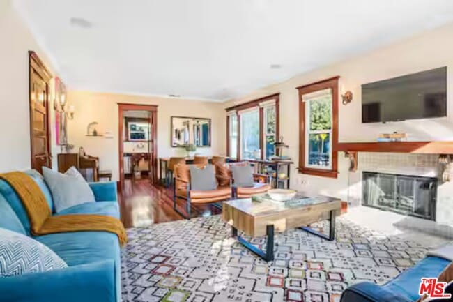 Photo - 4253 Fountain Ave