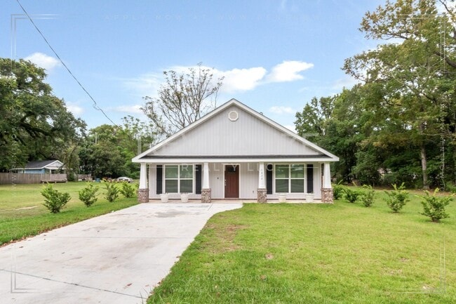 Building Photo - New Construction 3/2 Home in Heart of Mobile!