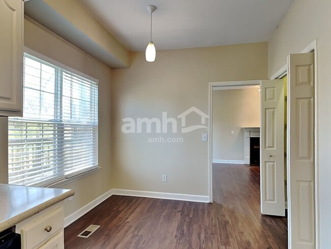 Photo - 2953 Beckwith Rd