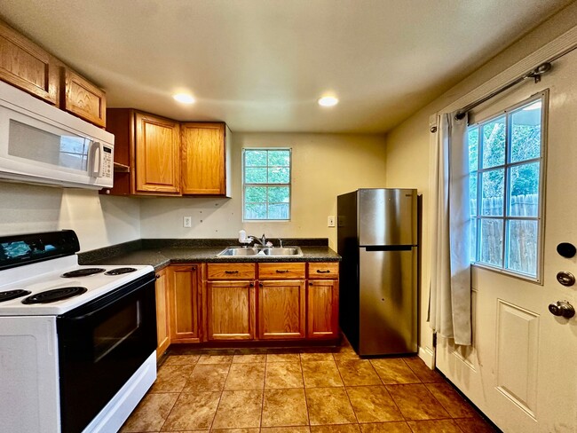 Photo - Cozy Guest House Utilities Included