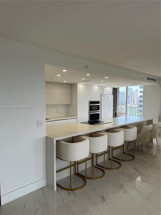 Photo - 19707 Turnberry Way Condo Unit 25D