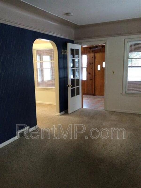 Photo - 524 N Kinney Ave