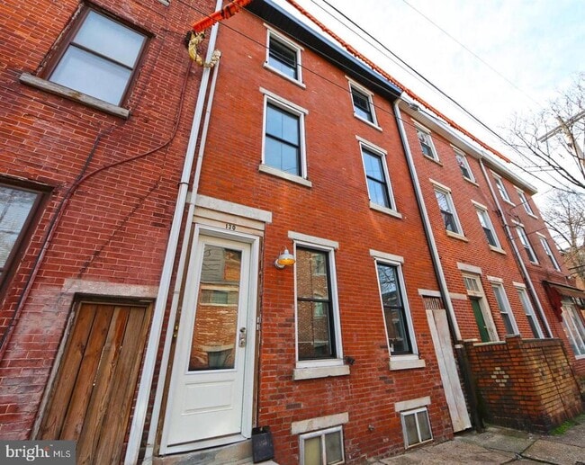 Photo - 130 W Laurel St Apartamento Unidad 1