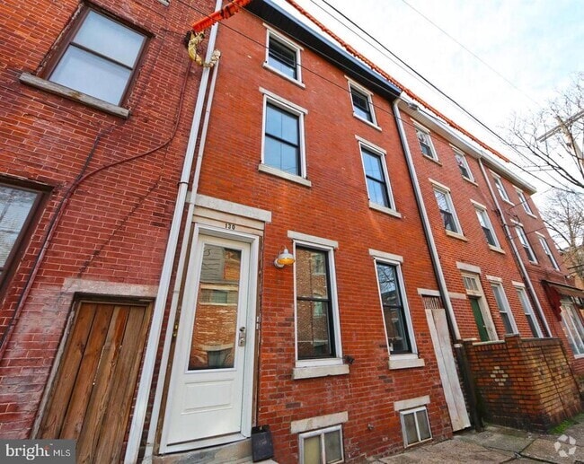 Building Photo - 130 W Laurel St Unit 1 Rental