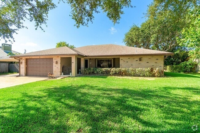 Building Photo - 61 W Rubber Tree Dr Rental