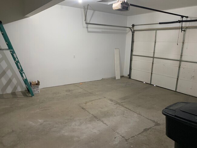 Photo - 3121 17th Ave W