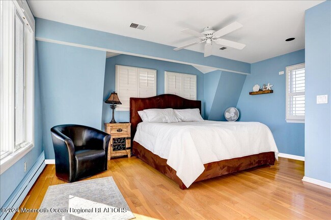 Photo - 412 1st Ave