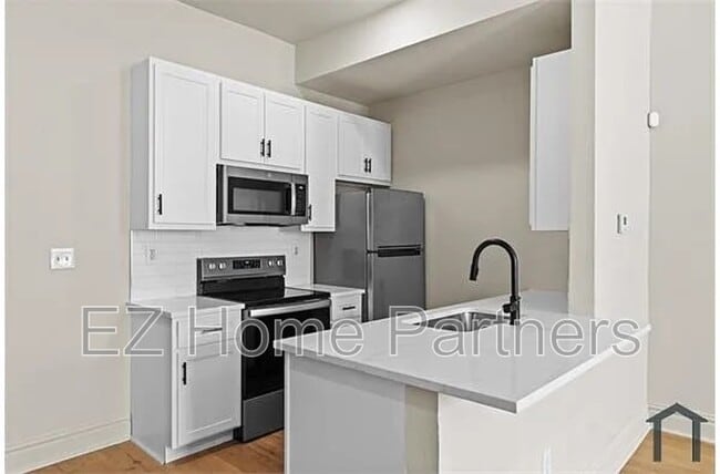 Photo - 2317 Indiana Ave Unit 1F