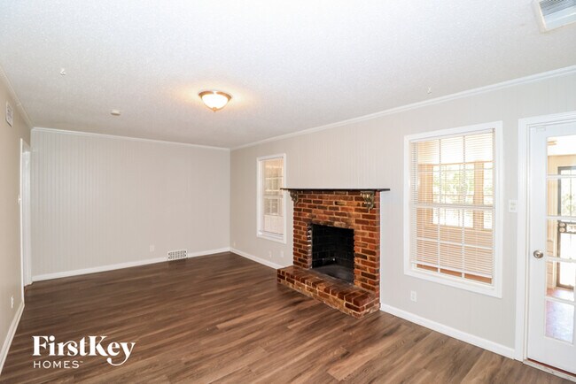 Photo - 3102 Kenneth St