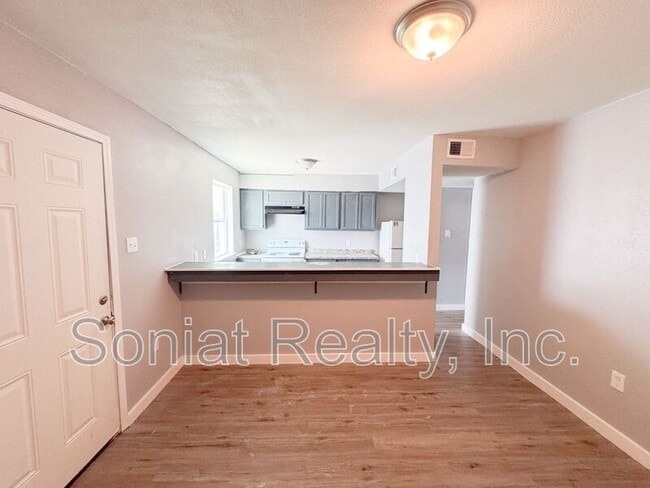 Photo - 7760 N Coronet Ct