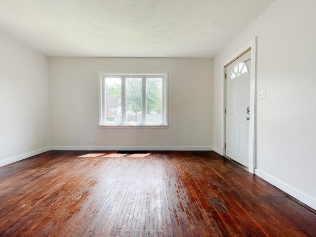 Photo - Detached Garage