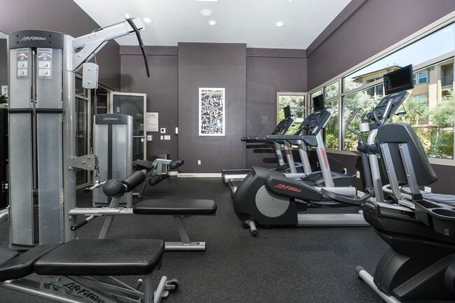 La Verne Village Luxury Apartment Homes