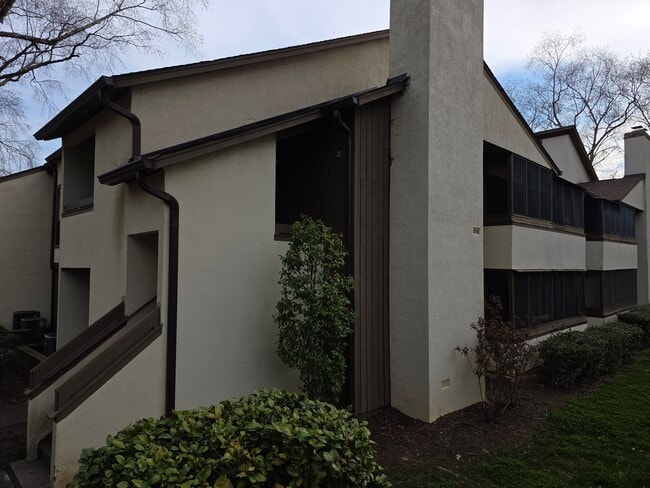 Building Photo - 7325 Winery Ln