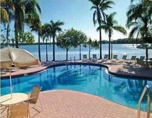 Photo - 2880 N Oakland Forest Dr Unit Lakeview