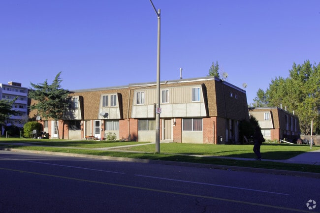 Photo - Bloor and Havenwood Townhomes