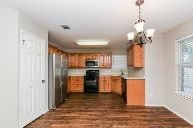 Photo - 1007 Winepress Rd
