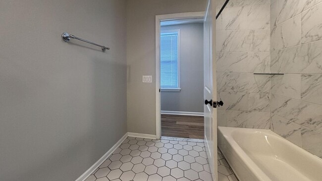 Photo - 1937 Cecil B. Moore Ave Unit 3