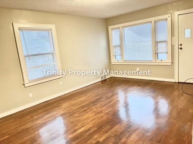 Photo - 1297 1/2 N 16th St