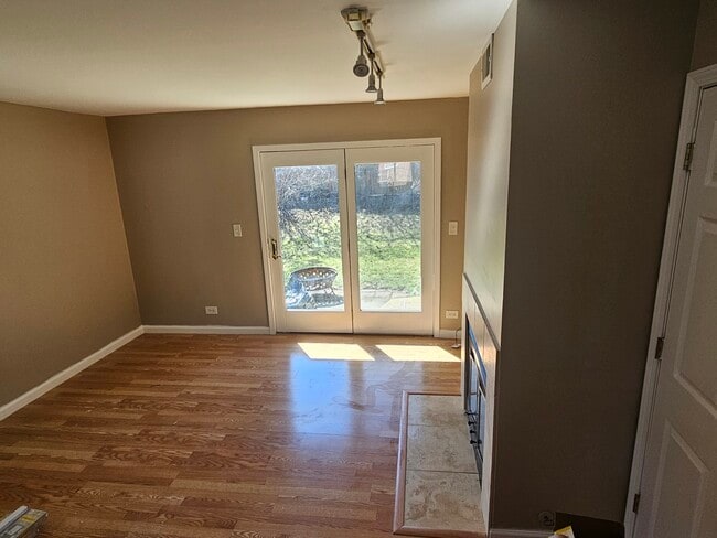 Photo - 687 Rosner Dr Unidad 687