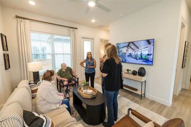 Photo - 15107 Sparrows Nest Ln