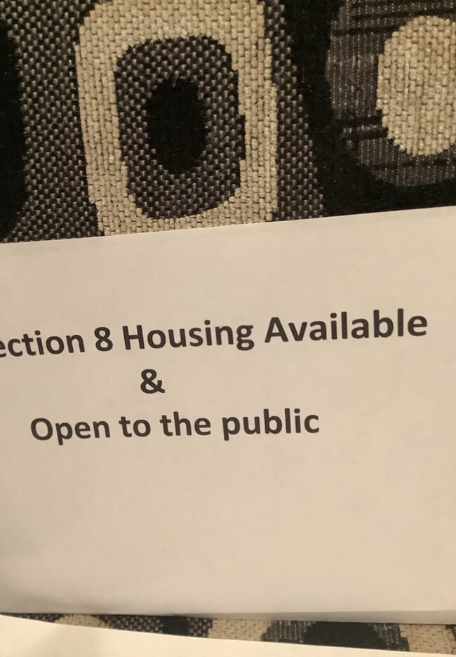 Building Photo - Section8 Housing Rental