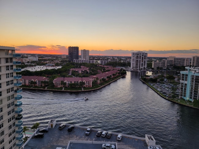 Photo - 3800 S Ocean Dr Unit 1823