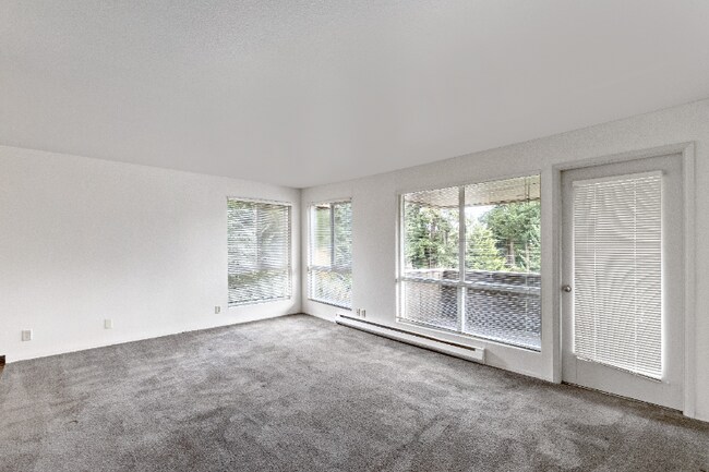 Photo - 12520 Roosevelt Way NE Unit 301