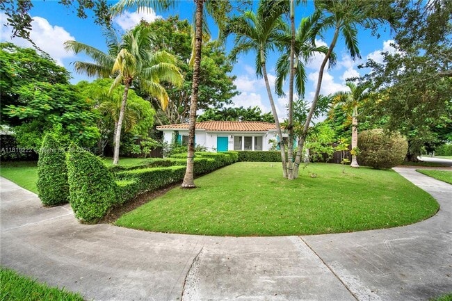 Building Photo - 6890 SW 51st St Rental