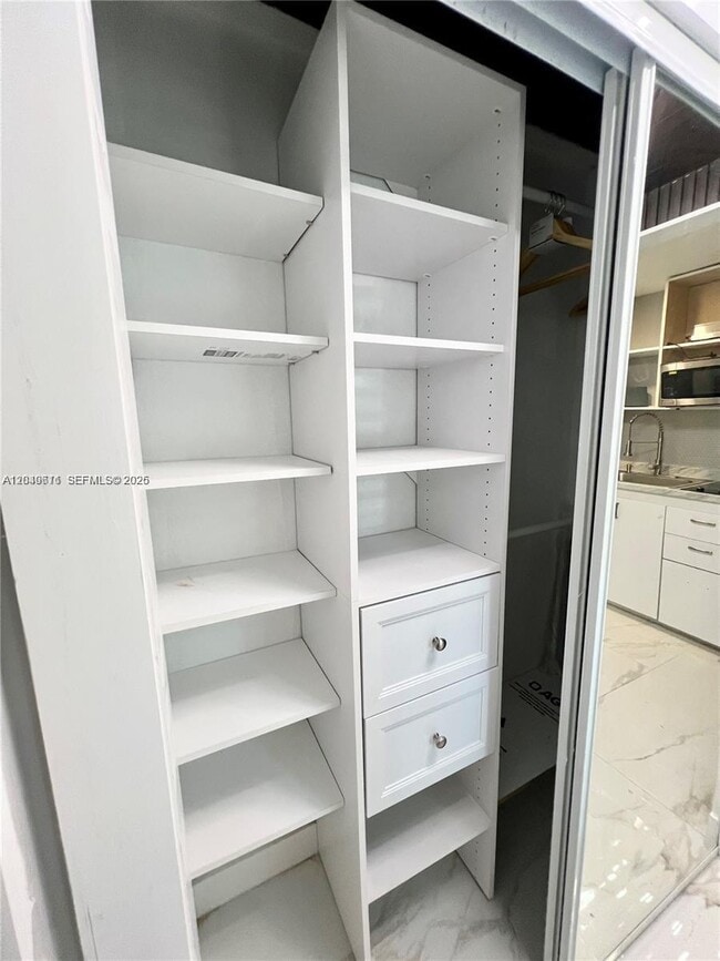 Photo - 511 N 70th Way