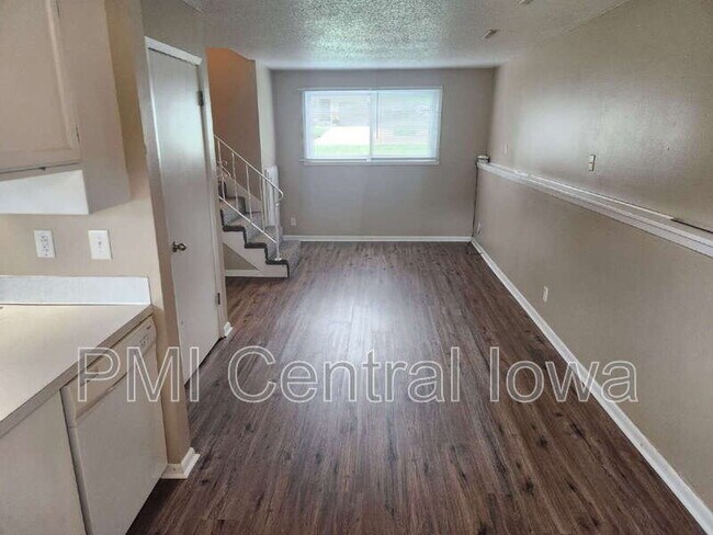 1010 Linden St