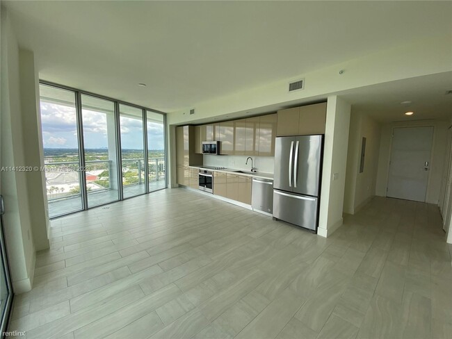 2 br, 2 bath Condo - 2000 Metropica Way Ap... - 2 br, 2 bath Condo - 2000 Metropica Way Ap... Unidad Apt 1610