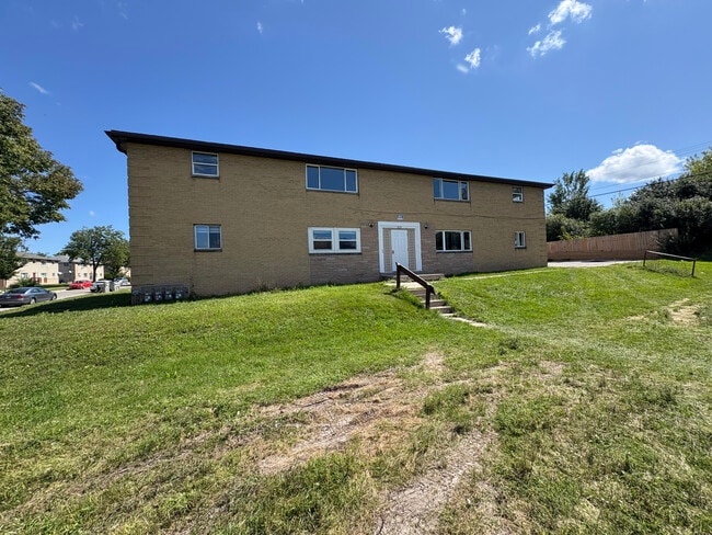 Building Photo - 8139 W Bender Ave Rental