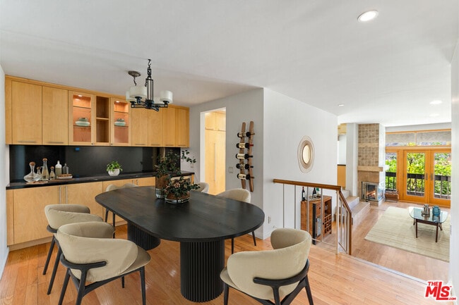 Photo - 17087 Palisades Cir