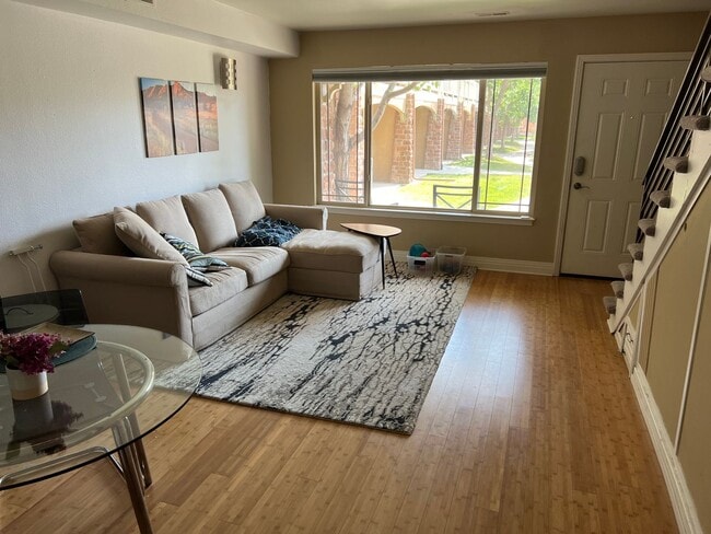 Photo - 4800 Osage Dr