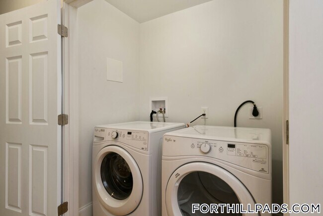 Photo - 128 Roxbury St