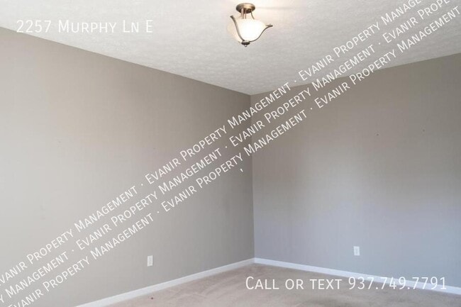 Photo - 2257 Murphy Ln E
