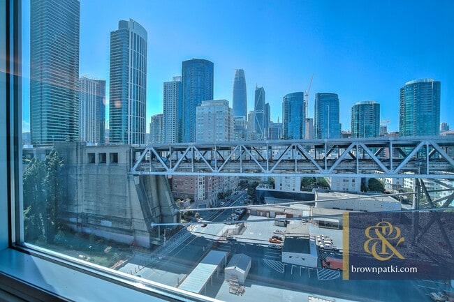 Photo - 501 Beale St Unidad 16D