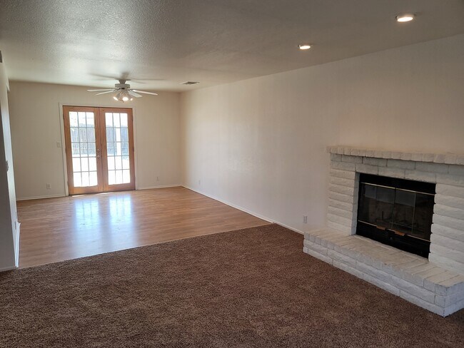 Photo - 9230 Karen Ave House