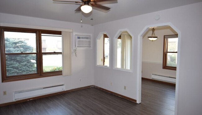 1237 Sunfield St Unit 2