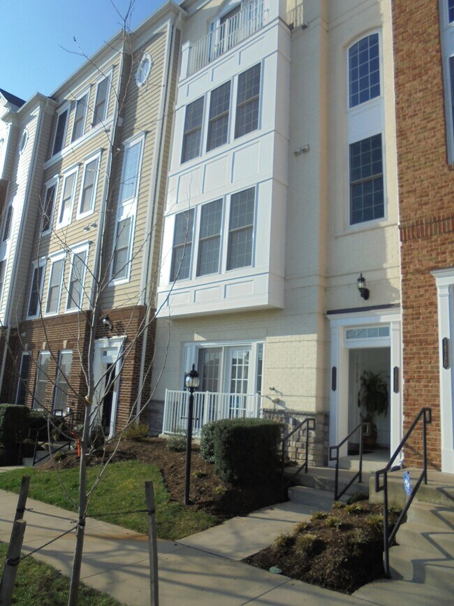 Potomac Club Condo - Potomac Club Condo