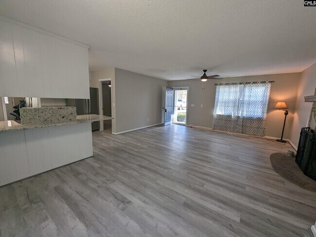 404 Fox Squirrel Rd