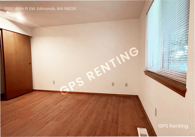 Photo - 5515 148th Pl SW