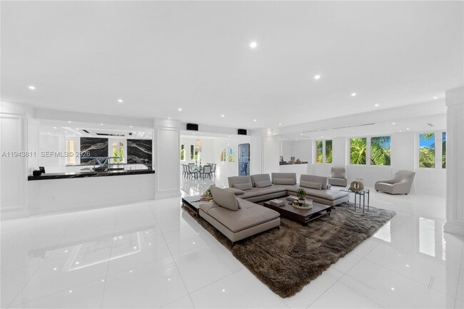 Photo - 600 Coral Wy Unit 2