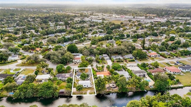 Photo - 201 S Biscayne River Dr Unit A