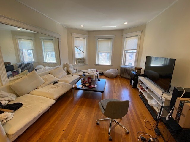 Building Photo - 41 Orkney Rd Unit 3