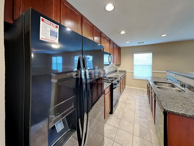 Photo - 15326 Boulder Hollow Ln