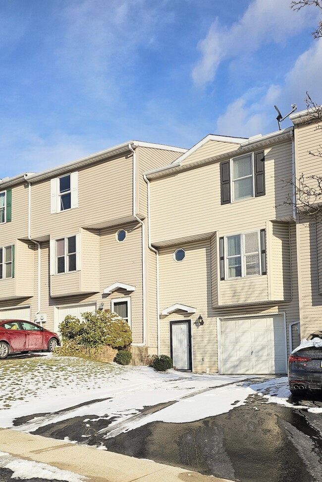 Photo - 257 Chartwood Dr Townhome