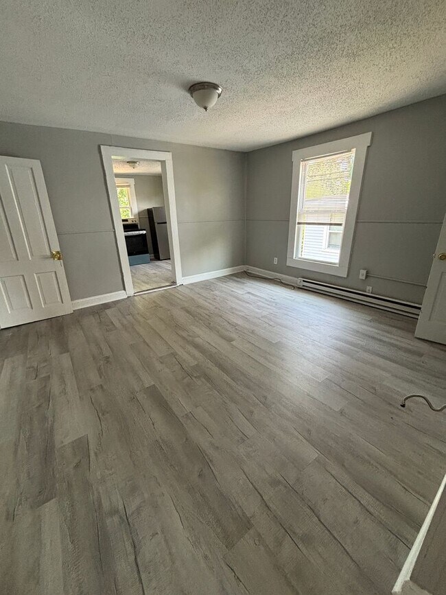 156 Garrett St Unit C