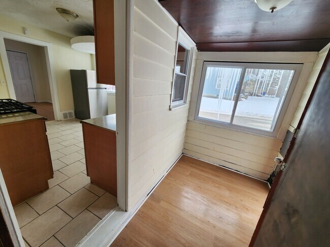 Photo - 13601 Beachwood Ave